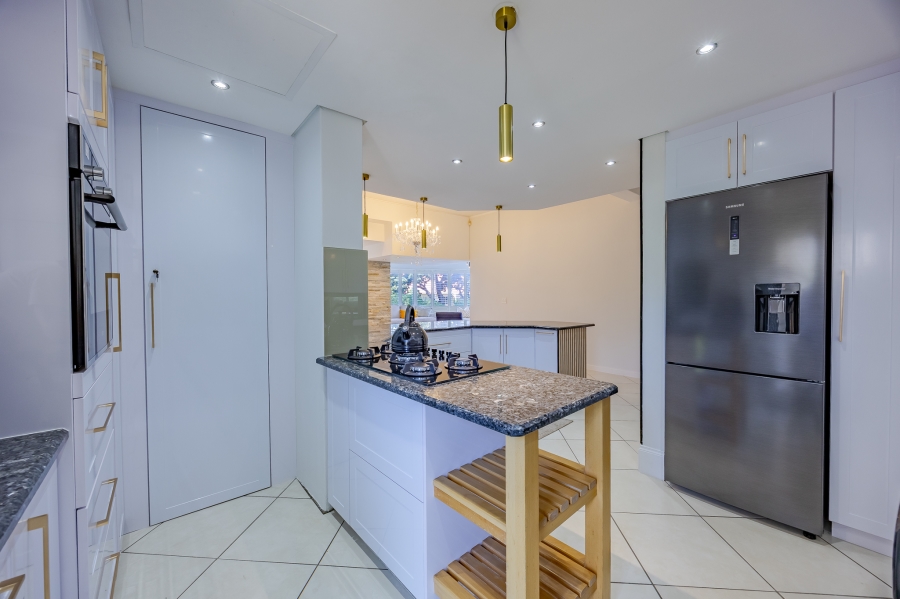 3 Bedroom Property for Sale in Kenilworth Upper Western Cape